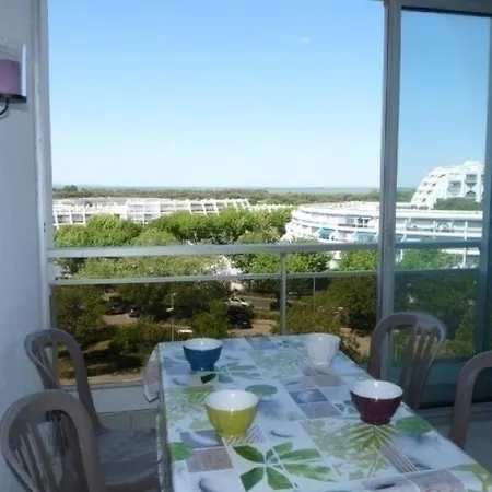 Apartment Equateur